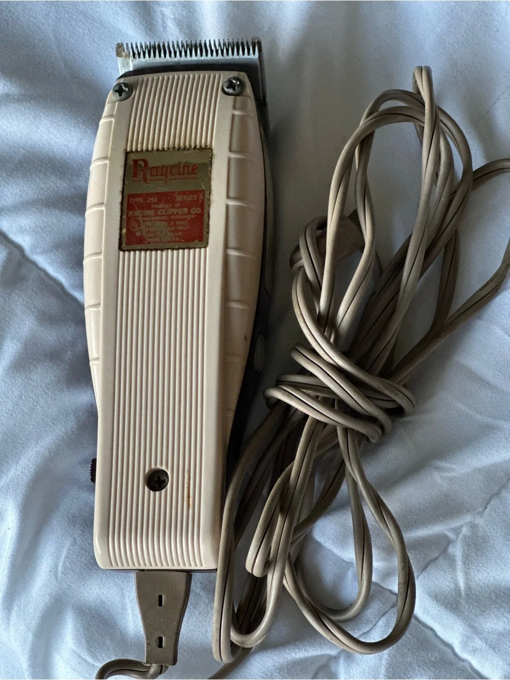 Raycine Vintage Electric Hair Clipper in Beige